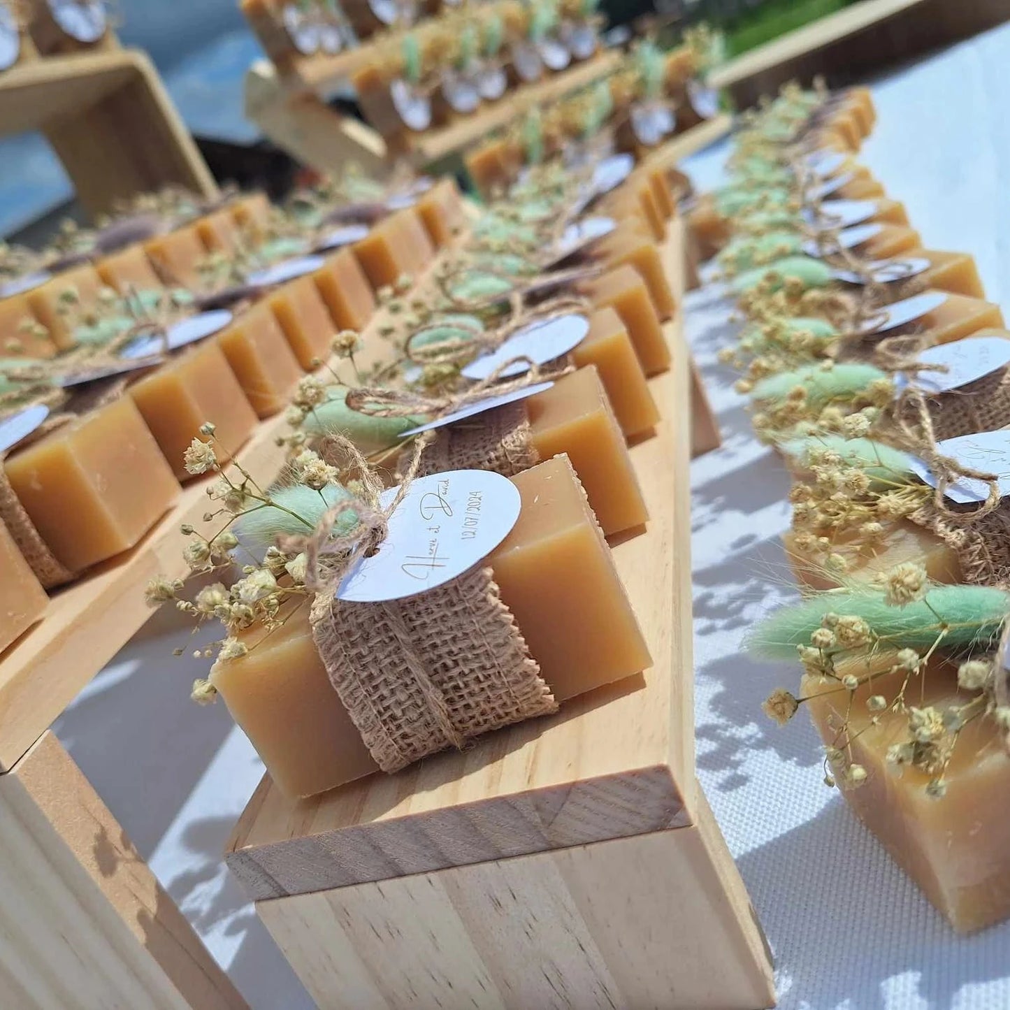 Demi savon artisanal personnalisé