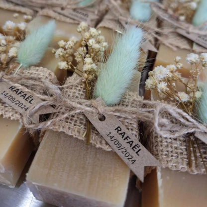 Demi savon artisanal personnalisé