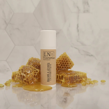 Baume à lèvres naturel bio hydratant toute la famille LN Cosmétique