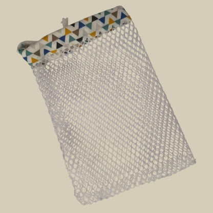Filet à savon motif triangles zéro déchet LN Cosmétique