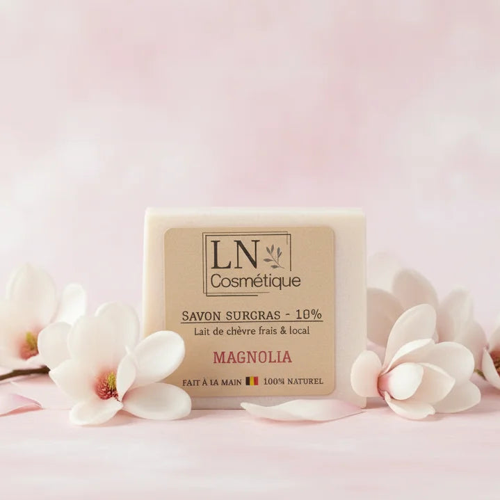 Savon au lait de chèvre parfum magnolia LN Cosmétique saponifié à froid
